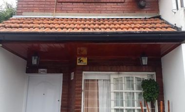 Excelente dúplex de 3 amb con entrada de auto, patio, lavadero, galería en Chilavert