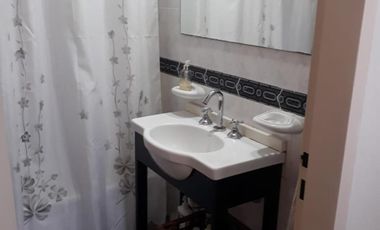 Excelente dúplex de 3 amb con entrada de auto, patio, lavadero, galería en Chilavert