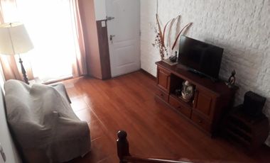 Excelente dúplex de 3 amb con entrada de auto, patio, lavadero, galería en Chilavert