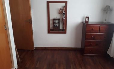 Excelente dúplex de 3 amb con entrada de auto, patio, lavadero, galería en Chilavert