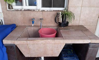 Excelente dúplex de 3 amb con entrada de auto, patio, lavadero, galería en Chilavert