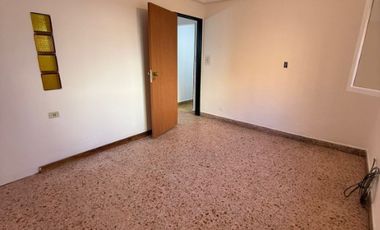 Departamento Tipo Casa en venta en Lanus Oeste