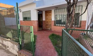 Departamento Tipo Casa en venta en Lanus Oeste