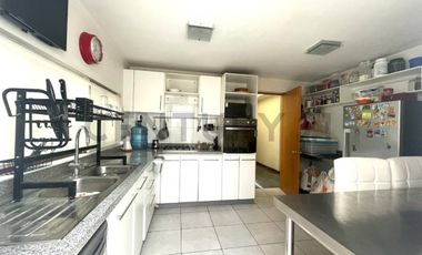 VENDO LINDA CASA MEDITERRÁNEA EN SANTA ELENA CHICUREO