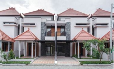 Rumah dijual mewah cantik konsep Ala bali di Pusat kota pinggir jln raya Soekarno Hatta