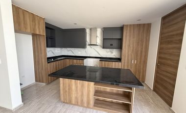 SURPONIENTE EN XARAMA HERMOSA CON ROOF GARDEN