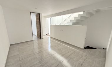 SURPONIENTE EN XARAMA HERMOSA CON ROOF GARDEN