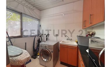 Rumah Cantik Di Slipi Palmerah Siap Huni Cocok Juga Utk Usaha