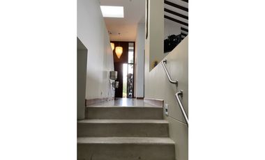 Venta Casa La Doctora Sabaneta 388 Mts2