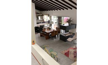Venta Casa La Doctora Sabaneta 388 Mts2