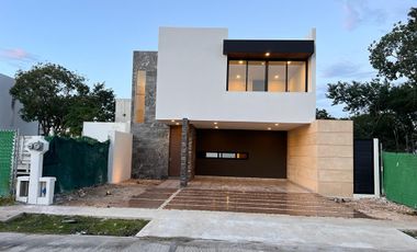 Casa en privada en venta al norte de Mérida, Cholul