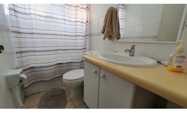 Venta casa 3D 2B con estar y estacionamiento, en Los Andes