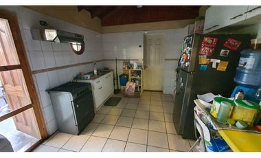 Venta casa 3D 2B con estar y estacionamiento, en Los Andes