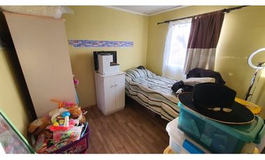 Venta casa 3D 2B con estar y estacionamiento, en Los Andes