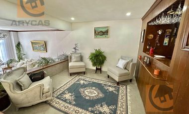 Excelente casa en venta en la Herradura