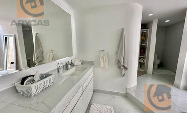 Excelente casa en venta en la Herradura