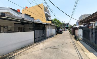 Rumah LT 119 Terawat 10 Menit ke Terminal Cengkareng Bisa KPR J-43930