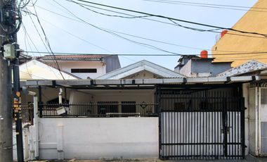 Rumah LT 119 Terawat 10 Menit ke Terminal Cengkareng Bisa KPR J-43930