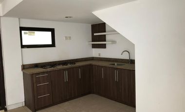 Rumah Townhouse Murah di Bangka Kemang Design Modern Siap Huni Strategis Kompleks dg Security Gate