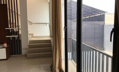 Rumah Townhouse Murah di Bangka Kemang Design Modern Siap Huni Strategis Kompleks dg Security Gate