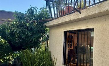Casa,4dorm.2baños,terraza,patio,frutales, 2 estacionamientos