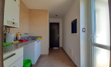 Casa en Venta 5 ambientes Barrio El Canton Norte a laguna y con pileta - AMUEBLADA!