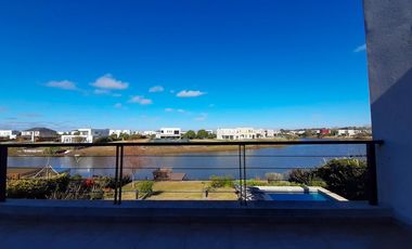 Casa en Venta 5 ambientes Barrio El Canton Norte a laguna y con pileta - AMUEBLADA!