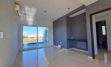 Casa en Venta 5 ambientes Barrio El Canton Norte a laguna y con pileta - AMUEBLADA!