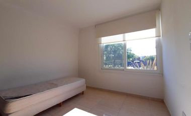 Casa en Venta 5 ambientes Barrio El Canton Norte a laguna y con pileta - AMUEBLADA!