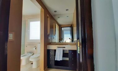 Casa en Venta 5 ambientes Barrio El Canton Norte a laguna y con pileta - AMUEBLADA!