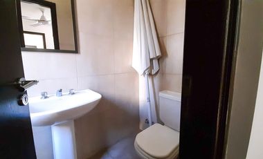 Casa en Venta 5 ambientes Barrio El Canton Norte a laguna y con pileta - AMUEBLADA!