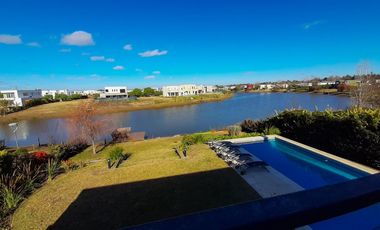 Casa en Venta 5 ambientes Barrio El Canton Norte a laguna y con pileta - AMUEBLADA!