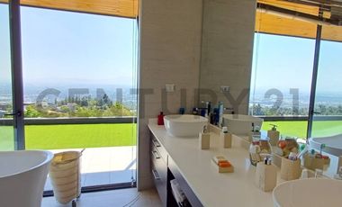 Arriendo casa moderna con vista en La Reina Alta