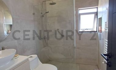 Arriendo casa moderna con vista en La Reina Alta