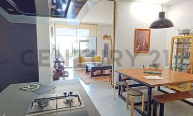 Arriendo casa moderna con vista en La Reina Alta