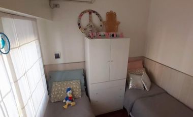 Excelente ph  tipo casa, individual, frente, 3 amb en muy buena zona residencial