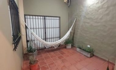 Excelente ph  tipo casa, individual, frente, 3 amb en muy buena zona residencial