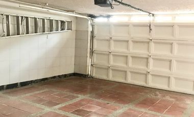 casa en arriendo en santa barbara central-usaquén. Cod A9062675