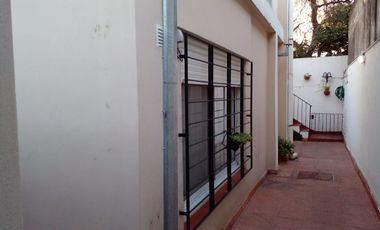 Casa PH en venta en Quilmes Este