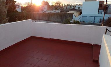 Casa PH en venta en Quilmes Este