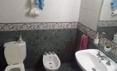 Casa PH en venta en Quilmes Este