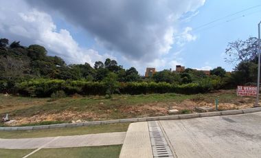 SE VENDEN O PERMUTAN PARCELAS EN CONDOMINIO NATURA