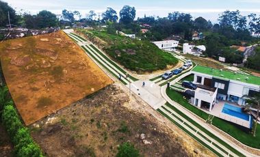 SE VENDEN O PERMUTAN PARCELAS EN CONDOMINIO NATURA