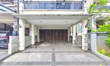 Rumah Siap Huni 8 Menit ke Transpark Mall Bintaro Hadap Timur J-41720