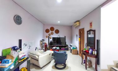 Rumah Siap Huni 8 Menit ke Transpark Mall Bintaro Hadap Timur J-41720