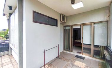 Rumah Siap Huni 8 Menit ke Transpark Mall Bintaro Hadap Timur J-41720