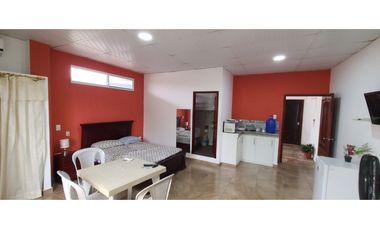 En venta hermosa casa familiar en zona comercial