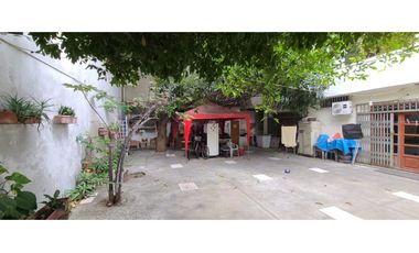 En venta hermosa casa familiar en zona comercial