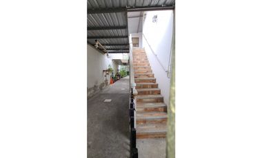 En venta hermosa casa familiar en zona comercial