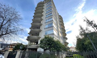 Se vende gran departamento en exclusivo edificio Marquis sector Av. Alemania
